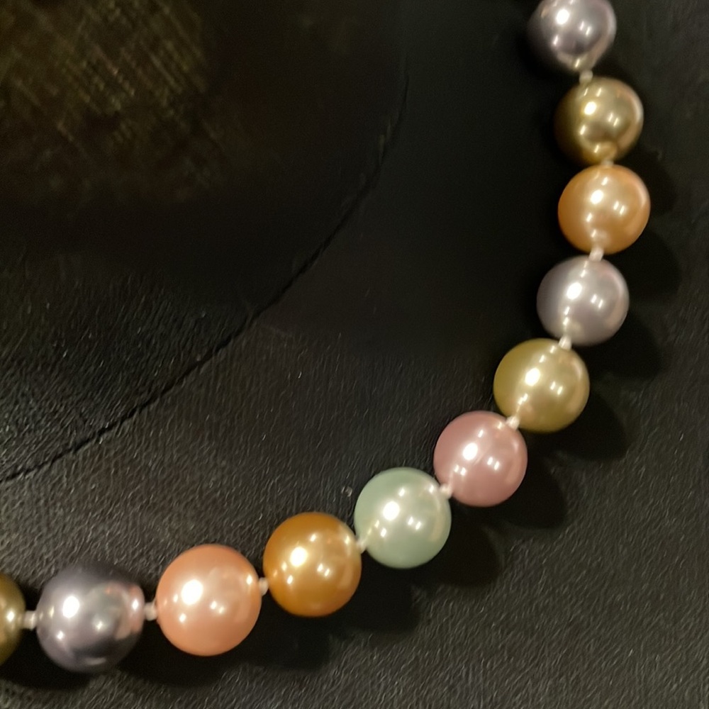 Kenneth Jay Lane Designer 2009 Ingural Multi -Pea… - image 8